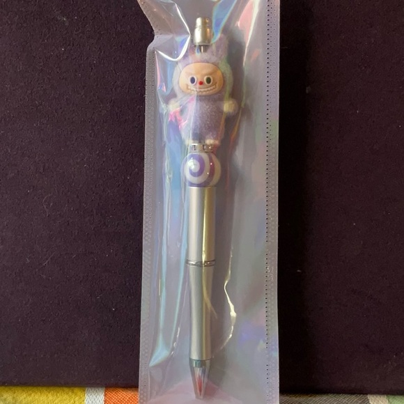 💜🩵💚 LABUBU BEDAZZLED PENS 🩷💛🧡 - Picture 6 of 16